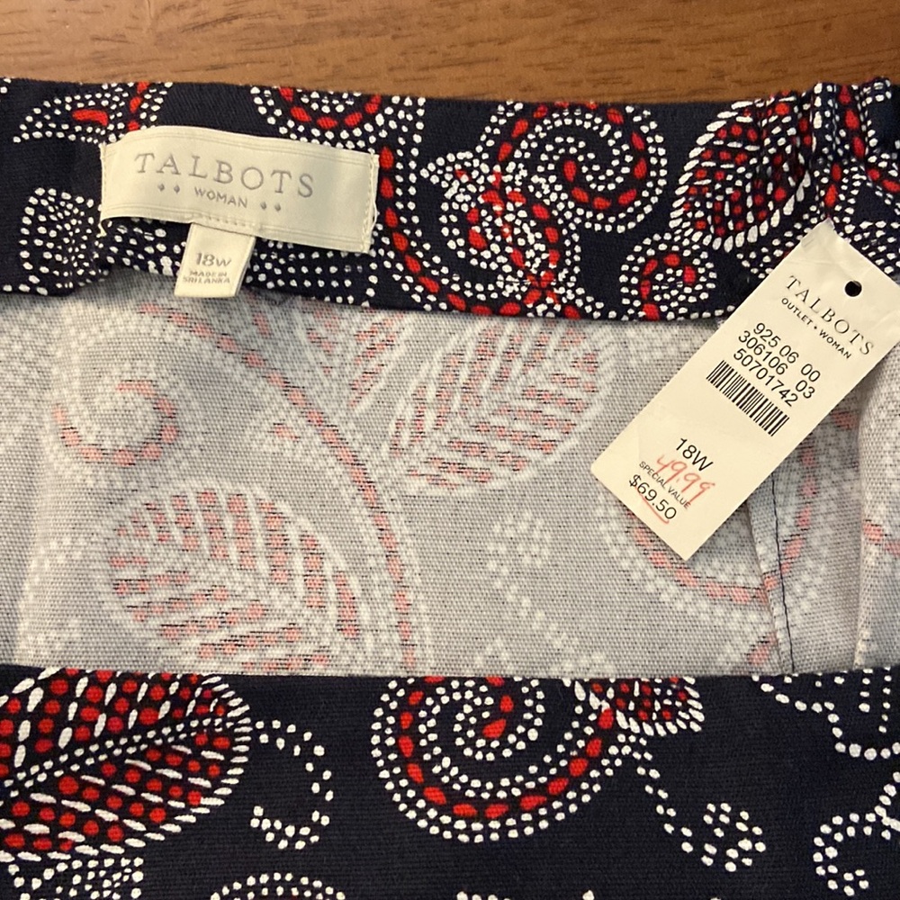NWT 2-Piece Skirt and Top by Talbots, Size 18W and 2X - Picture 3 of 3